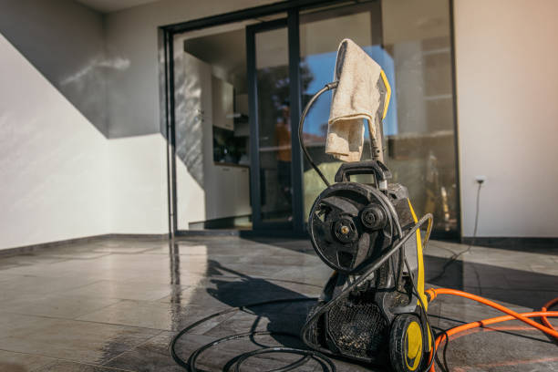 Animal Enclosure Cleaning in Marshall, IL